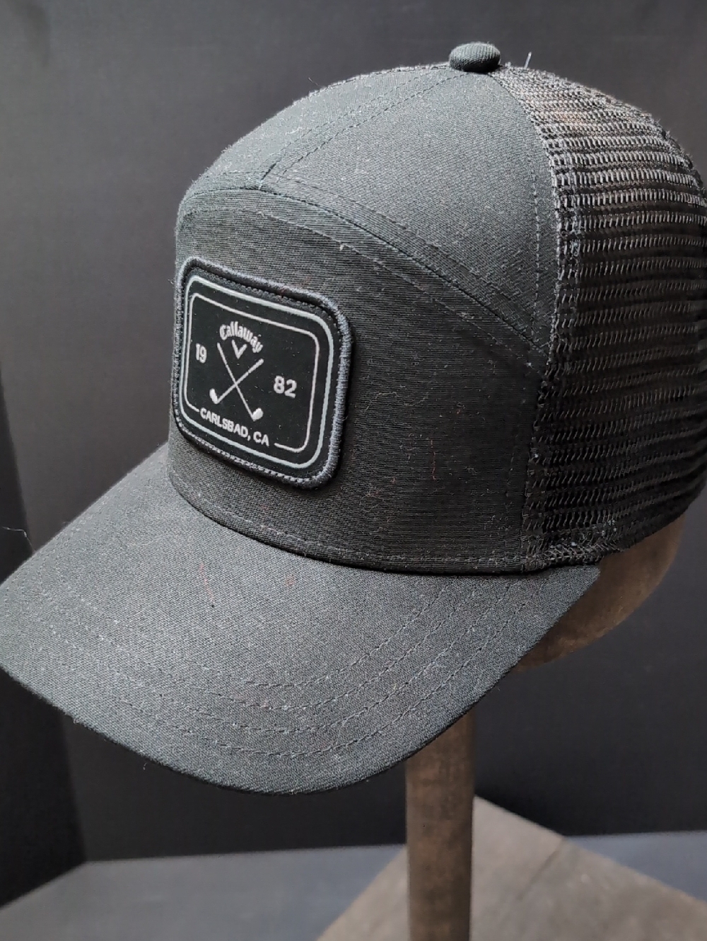 Callaway 1982 Carlsbad,CA Men's Black Snapback Golf Hat.